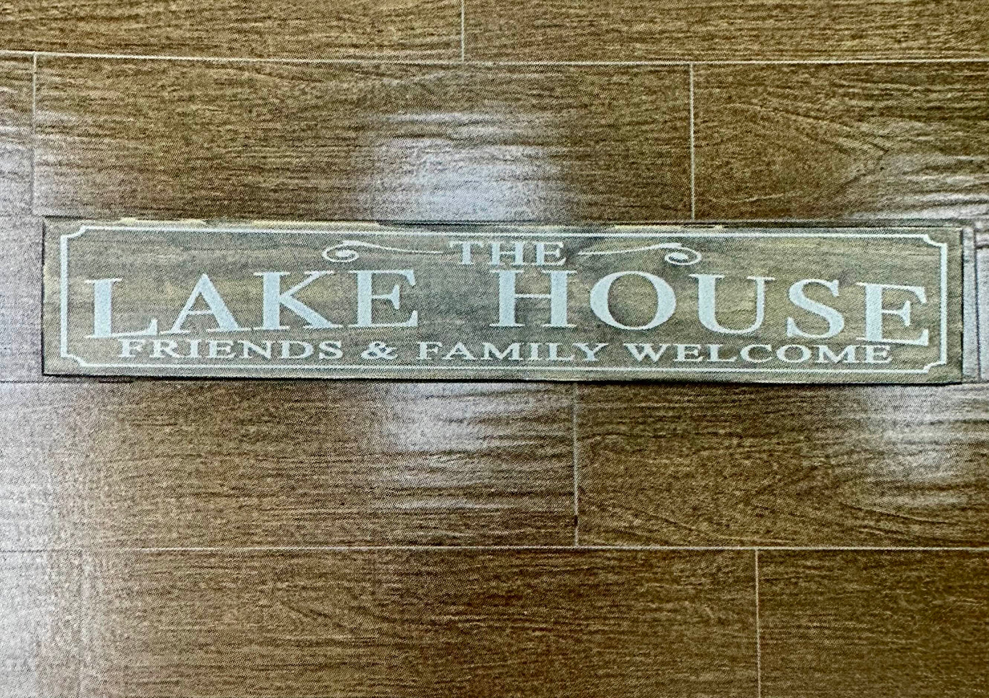 282 - The lake house - friends and family welcome
