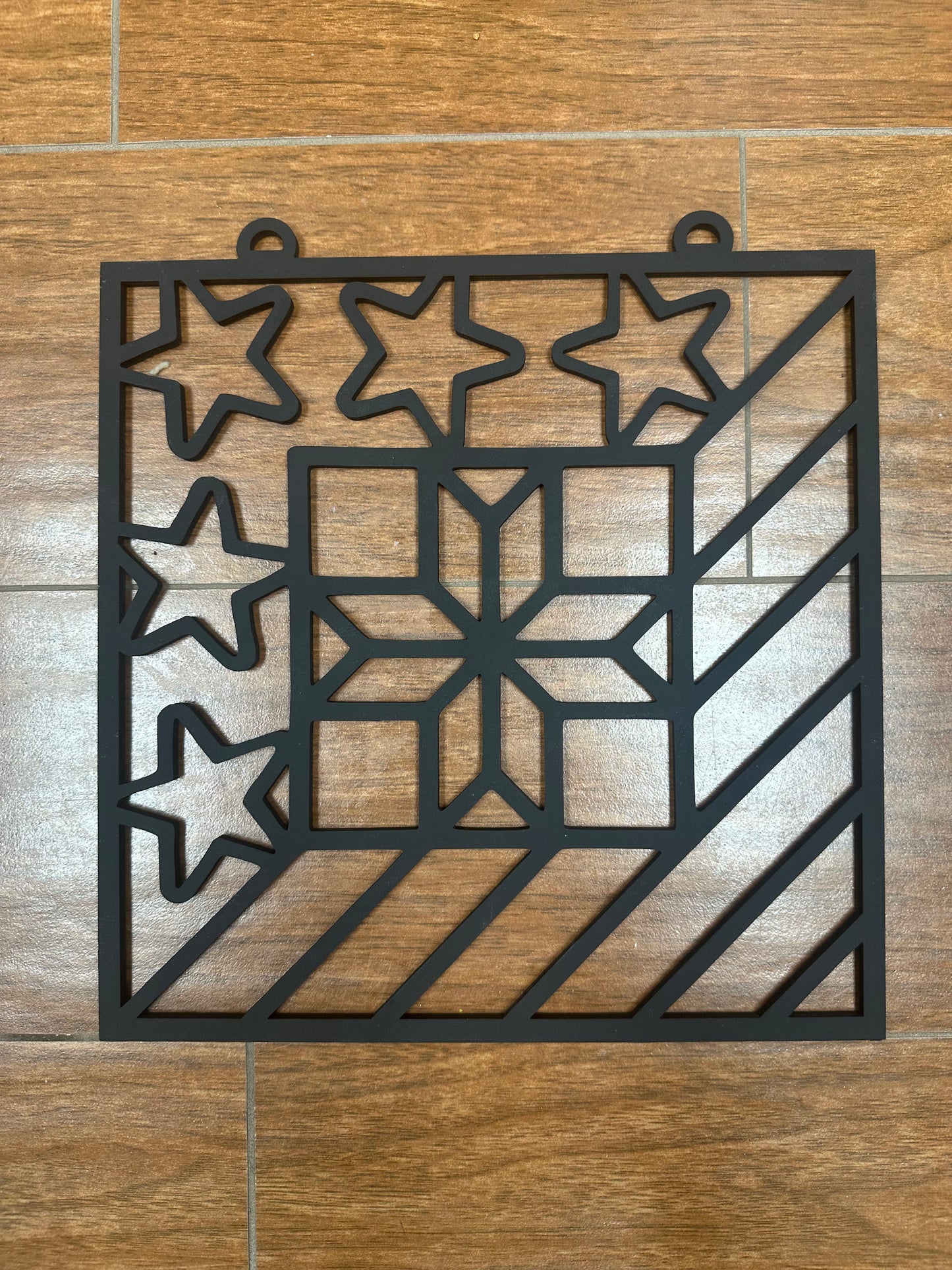 A55- Geometric Flag